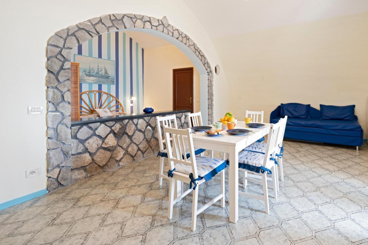 Villaggio Residence Nettuno Масса-Лубренсе Екстер'єр фото
