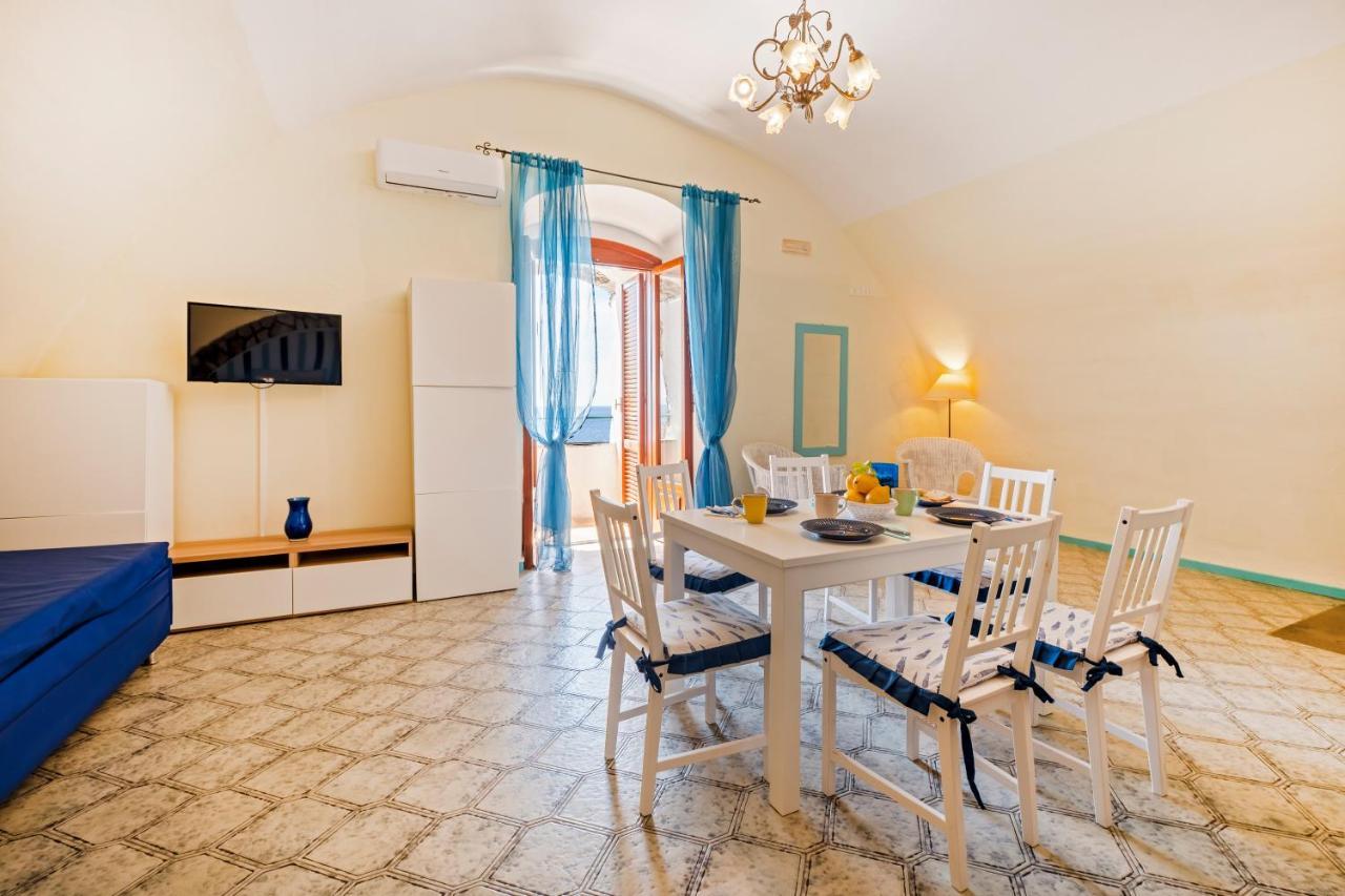 Villaggio Residence Nettuno Масса-Лубренсе Екстер'єр фото