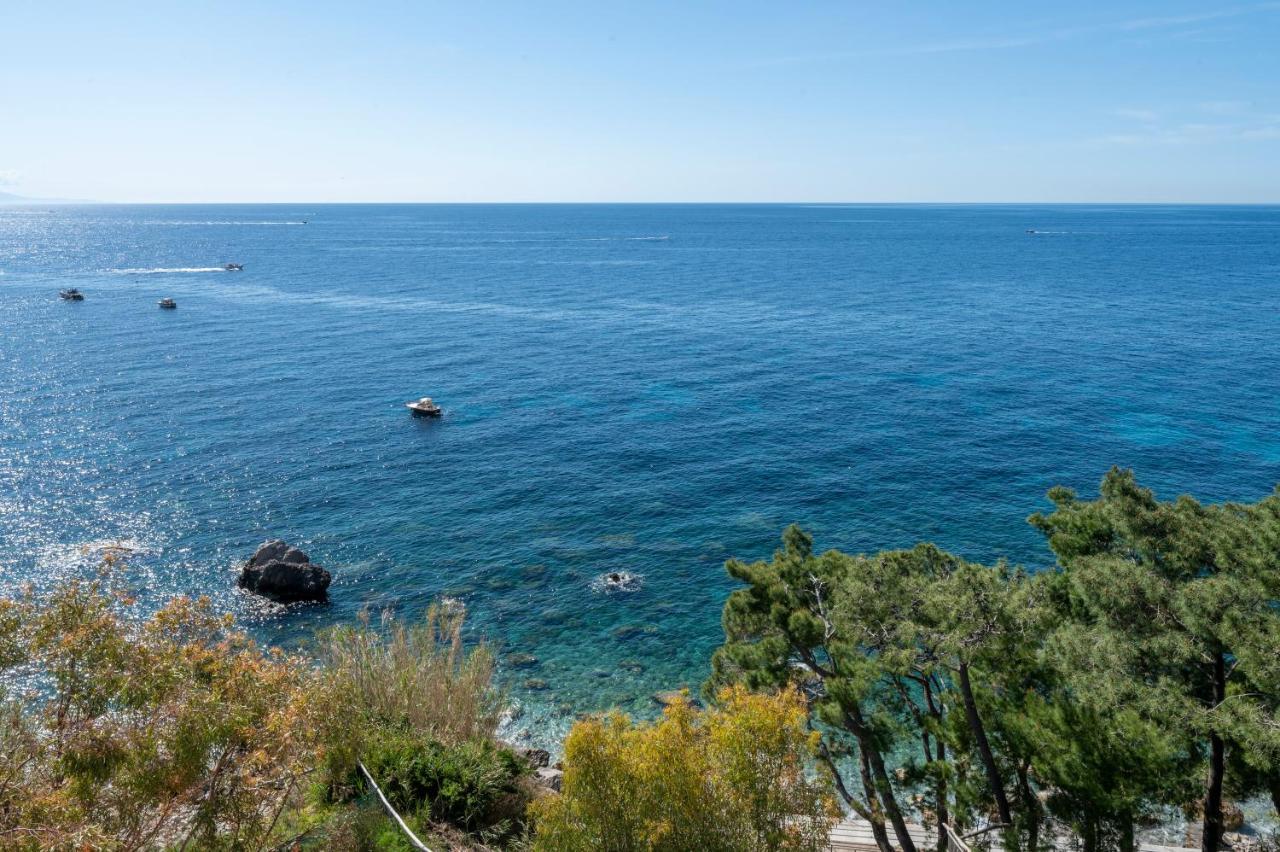 Villaggio Residence Nettuno Масса-Лубренсе Екстер'єр фото