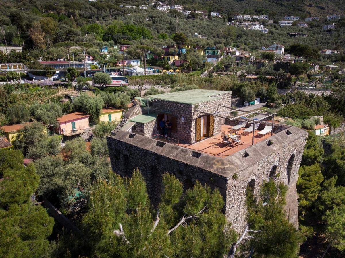 Villaggio Residence Nettuno Масса-Лубренсе Екстер'єр фото